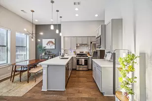 614 Thornton Rd, Houston, TX 77018 - Photo 9