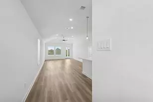 1229 Sacred Light Ln, La Marque, TX 77568 - Photo 11