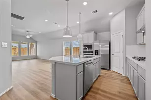 26715 Concord Dawn Dr, Richmond, TX 77406 - Photo 9
