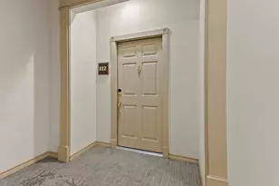 2400 McCue Rd, Houston, TX 77056 - Photo 15