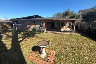 7326 Aqua Ln, Houston, TX 77072 - Photo 17