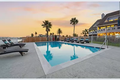 8111 Broadway Street #2, Galveston, TX 77554 - Photo 33