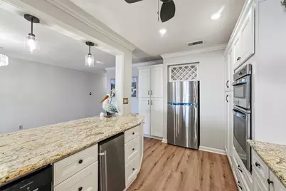 8111 Broadway Street #2, Galveston, TX 77554 - Photo 15