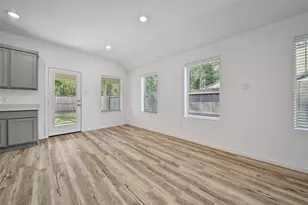 8210 Boundary Waters Dr, Porter, TX 77365 - Photo 11