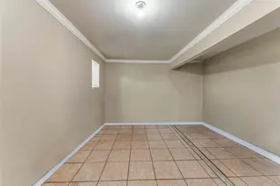 518 Westbrook Dr, Houston, TX 77037 - Photo 15