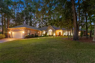 901 Longmire Rd, Conroe, TX 77304 - Photo 3