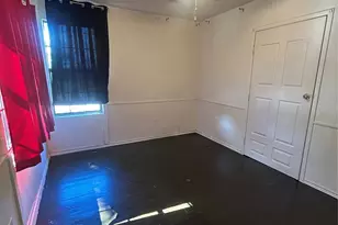 1102 W 10th St, Freeport, TX 77541 - Photo 7