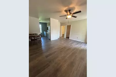 1102 W 10th Street, Freeport, TX 77541 - Photo 5