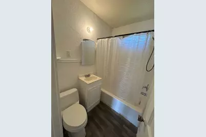 1102 W 10th Street, Freeport, TX 77541 - Photo 9