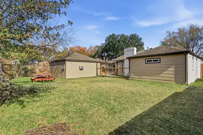 8203 Ivan Reid Drive, Houston, TX 77040 - Photo 17