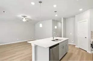 12026 Hail Hbr Dr, Baytown, TX 77523 - Photo 3