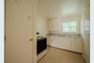 1005 Center Street, Wharton, TX 77488 - Photo 11