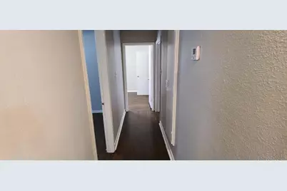 5615 Simsdale Street, Houston, TX 77033 - Photo 15