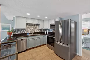 4134 Liberty Dr, Galveston, TX 77554 - Photo 7