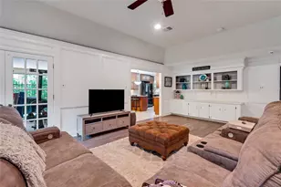 5727 Glenmere Ln, Spring, TX 77379 - Photo 9