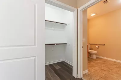 6901 Schlitz Lane, Hitchcock, TX 77563 - Photo 11