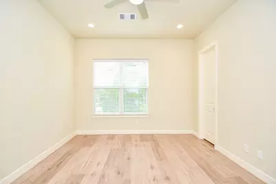 2307 Warhol Way, Houston, TX 77091 - Photo 21