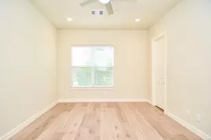 2307 Warhol Wy, Houston, TX 77091 - Photo 21