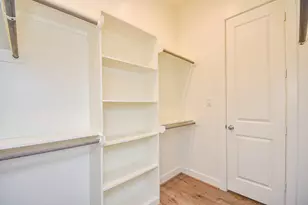 2307 Warhol Wy, Houston, TX 77091 - Photo 25