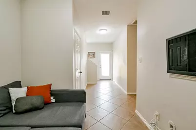 7007 Plum Creek Trail Lane, Houston, TX 77087 - Photo 13