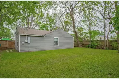 2604 Windsor Lane, Pasadena, TX 77506 - Photo 15