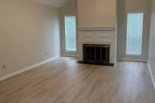 1521 Crestmont St, Wharton, TX 77488 - Photo 3