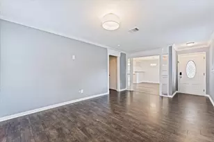 9639 Vogue Ln, Houston, TX 77080 - Photo 7