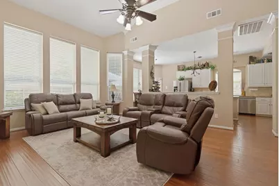 163 Bristol Bend Circle, The Woodlands, TX 77382 - Photo 7
