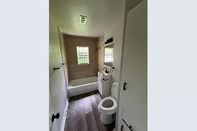5034 Rapido Road, Houston, TX 77033 - Photo 5