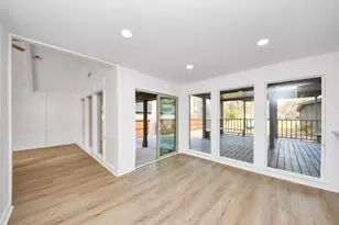 13946 Dolphin Dr, Willis, TX 77318 - Photo 5