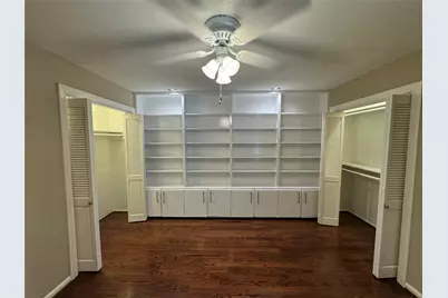 10220 Memorial Drive #L155, Houston, TX 77024 - Photo 17