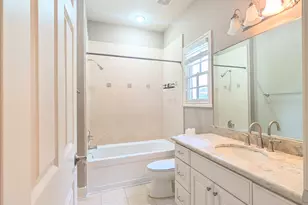 5511 Val Verde St, Houston, TX 77056 - Photo 23