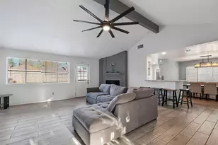 2410 Colonial Ridge Dr, Friendswood, TX 77546 - Photo 5