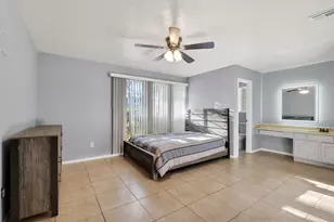 2410 Colonial Ridge Dr, Friendswood, TX 77546 - Photo 25