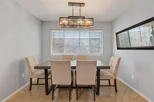 2410 Colonial Ridge Dr, Friendswood, TX 77546 - Photo 9