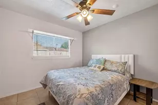 2410 Colonial Ridge Dr, Friendswood, TX 77546 - Photo 21