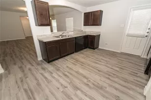 5611 Rocky Trail Dr, Houston, TX 77339 - Photo 3