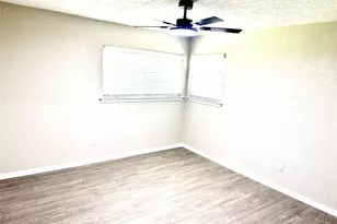 1211 Shorewood Dr, Taylor Lake Village, TX 77586 - Photo 19