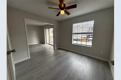 2750 Holly Hall Street #1207, Houston, TX 77054 - Photo 11
