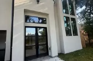 416 Eleanor St, Houston, TX 77009 - Photo 5