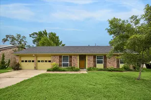 9242 Blankenship Dr, Houston, TX 77080 - Photo 1