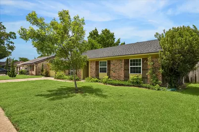 9242 Blankenship Drive, Houston, TX 77080 - Photo 7