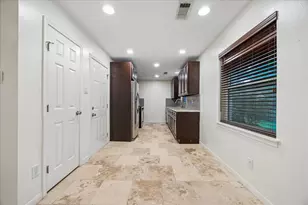 9242 Blankenship Dr, Houston, TX 77080 - Photo 13