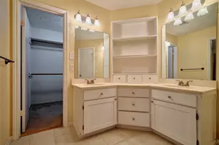 2002 Westwind Dr, Deer Park, TX 77536 - Photo 13