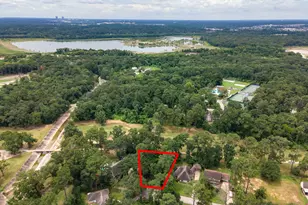 135 Jeb Stuart Ln, Conroe, TX 77302 - Photo 3