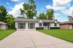 7329 Gleason Rd, Houston, TX 77016 - Photo 3