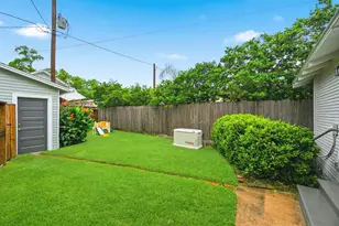 719 E 23rd St, Houston, TX 77008 - Photo 27