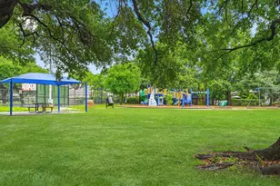 719 E 23rd St, Houston, TX 77008 - Photo 31