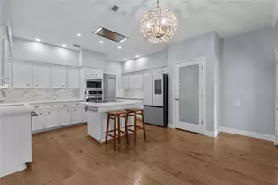 816 Sherwood Forest Dr, Dickinson, TX 77539 - Photo 23