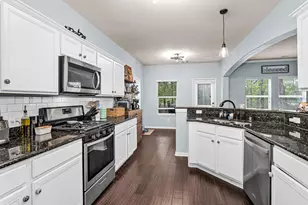 10635 Forest Creek Dr, Conroe, TX 77318 - Photo 17